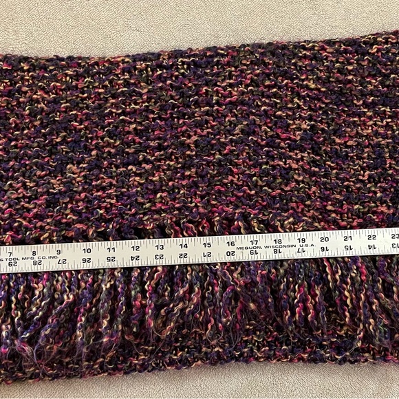 Fringed shawl variegated yarn Handmade Knit Wrap - Picture 4 of 7
